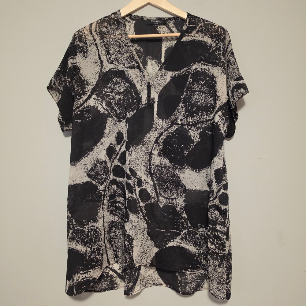 Terra Nostra Abstract Graphic Print Sheer Black White Short Sleeve Top Large